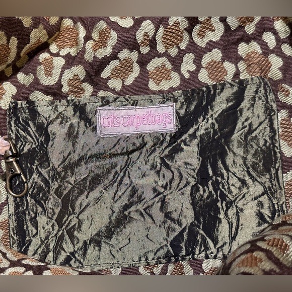 RETAIL $149 NWT Cats Carpetbags Atlanta tapestry carpetbag cross tote purse - Picture 4 of 7